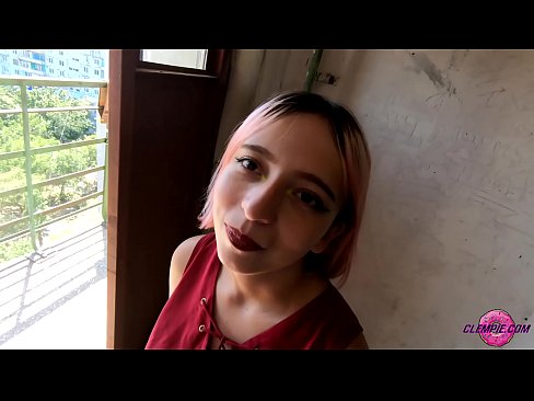 ❤️ Studentka smyslně kouří cizince ve vnitrozemí - sperma na tváři ❤️ Porno video u nás ❌️